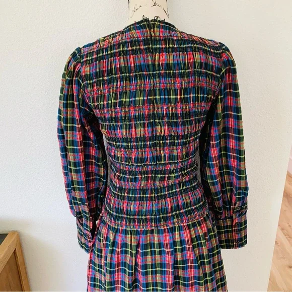 Sold! Gianni seersucker plaid smocked dress - Picture 11 of 16